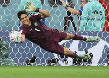 السعودية: الهلال يكشف عن طبيعة إصابة حارسه المغربي بونو