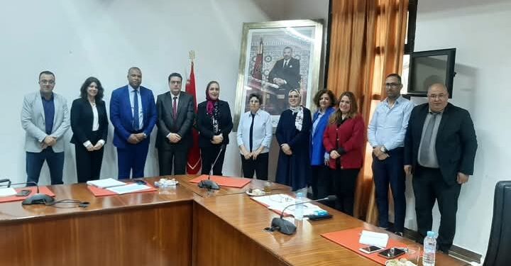 الدكتورة وفاء شاكر تستقبل أعضاء اللجنة الدائمة للمناهج والبرامج والتكوينات والوسائط التعليمية