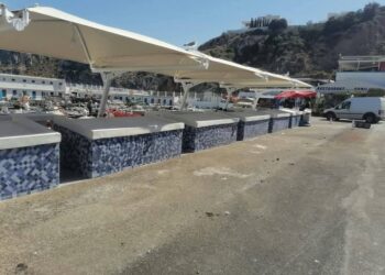 نقطة بيع السمك الجديدة بالميناء تعيد افتتاحها