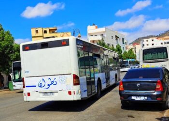 تطوان .. اتحاد نقابي يدين “ترحيل” سائقي حافلات “إيصال المدينة” 