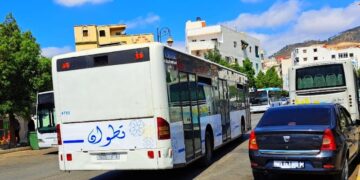 تطوان .. اتحاد نقابي يدين “ترحيل” سائقي حافلات “إيصال المدينة” 