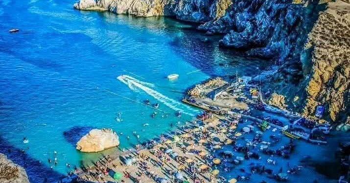 الفوضى الصيفية المنظمة بالحسيمة..بين التشخيص واقتراح الحلول الممكنة