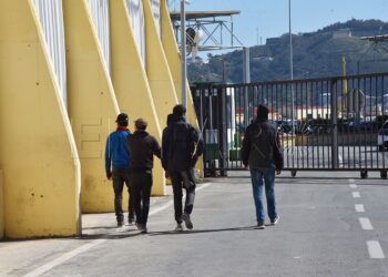 تفريق قاصرين مغاربة على مدن إسبانية ابتداء من غشت 