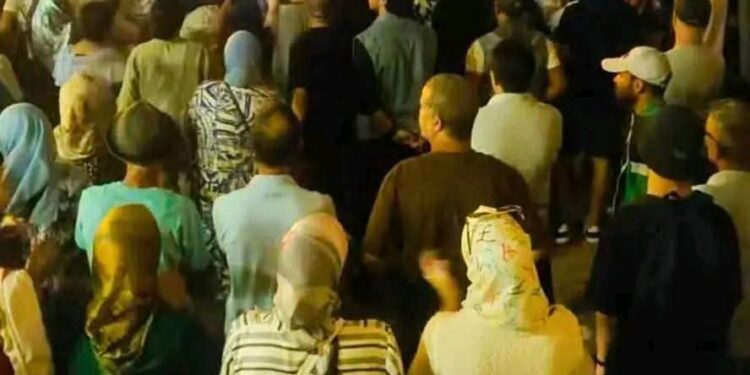 العرائش تخرج عن بكرة أبيها… وتصرخ: “أعيدوا لنا شرفتنا!”