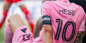 إصابة في الساق تبعد ليونيل ميسي عن الملاعب