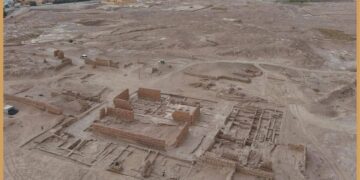 اكتشافات أثرية بسجلماسة :أقدم مسجد بالمغرب – حي سكني للفترة العلوية – وأول دليل على سك النقود