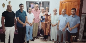 مكتب فرع المنظمة المغربية لحقوق الإنسان بالجسيمة يقوم بزيارة لأسرة المعتقل السياسي محمد الحاكي