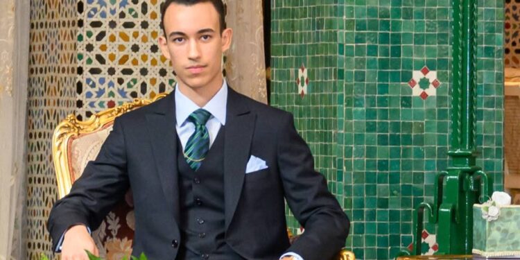 صاحب السمو الملكي ولي العهد الأمير مولاي الحسن يستقبل الأطفال المقدسيين المشاركين في الدورة الـ 16 للمخيم الصيفي لوكالة بيت مال القدس الشريف