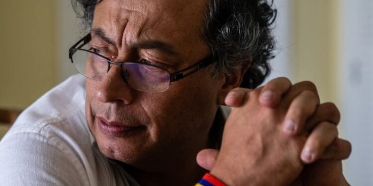 رئيس جمهورية كولومبيا يوجه رسالة دعم و مساندة لاسطول الصمود العالمي لرفع الحصار عن غزة : 