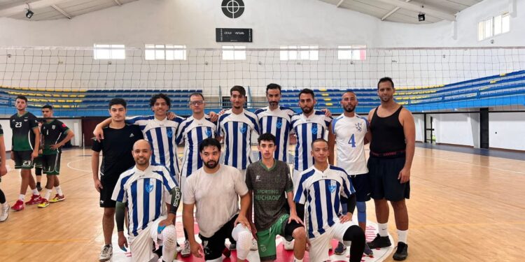 فريق نهضة الريف الحسيمي لكرة الطائرة يعود الى المنافسة الرياضية :