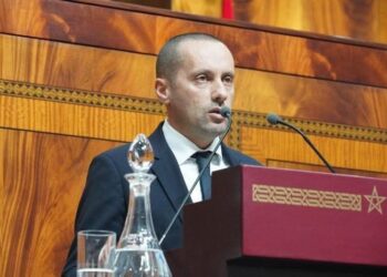 وزير الصحة يحث مصالح وزارته على الالتزام بمواقيت العمل النظامية واحترام الاخلاقيات المهنية