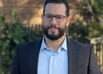 تداول السلطة أم عبادة الزعامة؟ قراءة في دلالات ما جرى داخل الاتحاد الاشتراكي