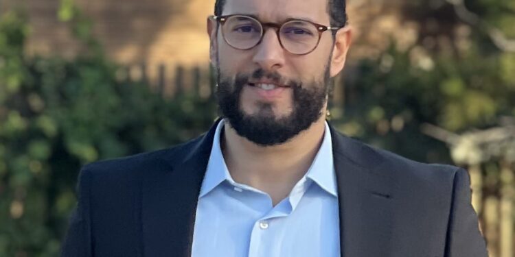 تداول السلطة أم عبادة الزعامة؟ قراءة في دلالات ما جرى داخل الاتحاد الاشتراكي