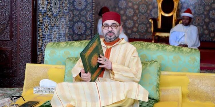 أمير المؤمنين يطلع على نص فتوى المجلس العلمي الأعلى حول الزكاة ويأذن بوضعها رهن إشارة العموم (بلاغ للمجلس):