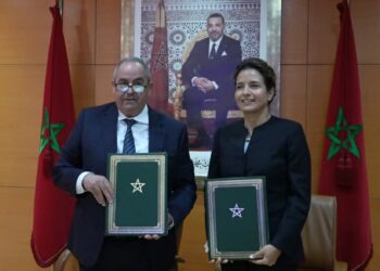 توقيع اتفاقية شراكة لدعم إنجاز أطروحات للبحث العلمي في مجالي الانتقال الطاقي والتنمية المستدامة: