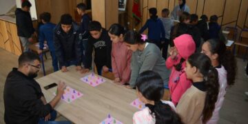 أنشطة تربوية وترفيهية بدار الشباب بني حذيفة في إطار قافلة “تيفاوين”: 