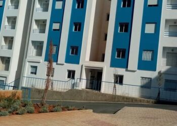 ملف السكن الاجتماعي بالحسيمة و غياب آلية التواصل : 