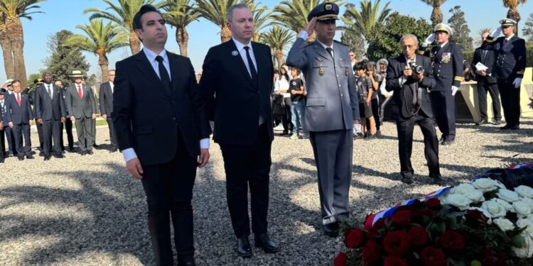 سفير فرنسا بالرباط يحيي ذكرى 11 نونمبر و يكرم عسكريين مغاربة قدامى :