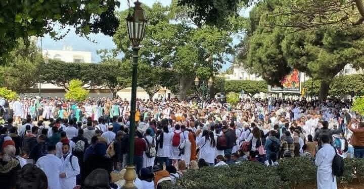 النقابة المستقلة الممرضين تستأنف برنامجها النضالي : 