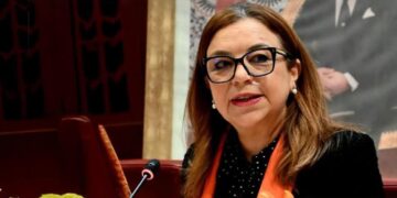 قرار وزاري بتنظيم مهنة العامل الاجتماعي : 