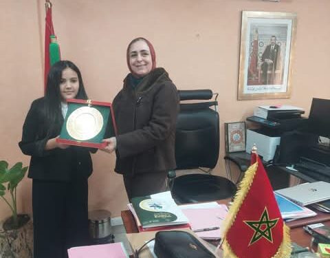 التلميذة اية حمدون تصدر مجموعتها القصصية الاولى و تحظى باستقبال مديرية الاكاديمية الجهوية للتربية و التكوين لجهة طنجة تطوان الحسيمة :   