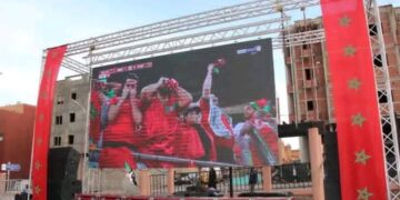 مطالبات بتثبيت شاشات كبرى لمتابعة نهائي كاس افريقيا بالساحات العمومية بإقليم الحسيمة : 