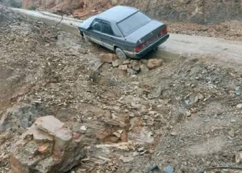 كتامة : حالة الطرق عندما تقترن قساوة المناخ برداءة الاشغال و العزلة : 