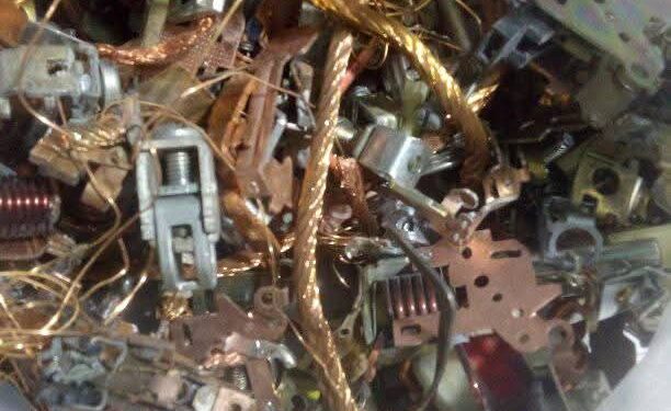 بيع الحديد المستعمل بالحسيمة نشاط تجاري غير منظم وانعكاسات سلبية للظاهرة على المشهد الحضري: 