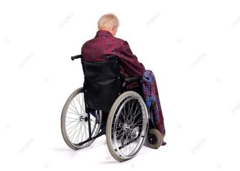 غريب : مسن بفالنسيا الإسبانية يفقد الحياة منذ 15 سنة دون ان ينتبه اليه احد : 