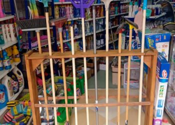 تجار المناسبات و الازمات ، دعوات من المواطنين لقطع دابر السلوكات الإنتهازية : 