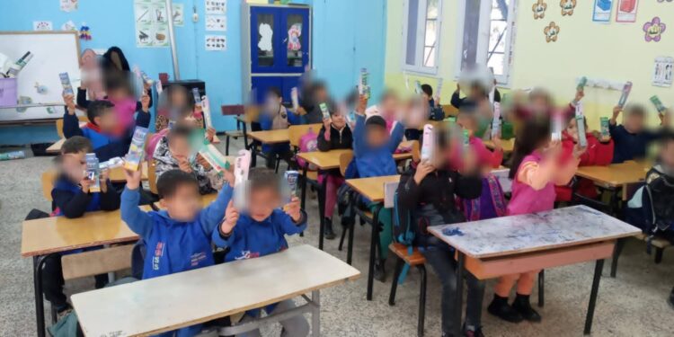 استئناف الدراسة بعمالة طنجة – أصيلة، واستمرار تعليقها بشكل مؤقت بأقاليم تطوان و وزان والحسيمة: