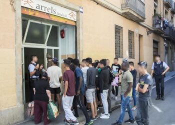 شرط التقرير الشرطي للدخول في التسوية الاستثنائية لوضعية المهاجرين في إسبانيا: