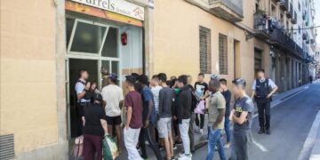 شرط التقرير الشرطي للدخول في التسوية الاستثنائية لوضعية المهاجرين في إسبانيا: