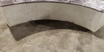 ساحة فلوريدو بين الانتظار والارتباك: 