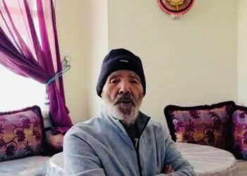 مناشدات إنسانية وحقوقية بتمتيع المعتقل السياسي محمد الحاكي الإفراج المشروط للتواجد مع والده الذي يوجد في وضعية صحية صعبة :  