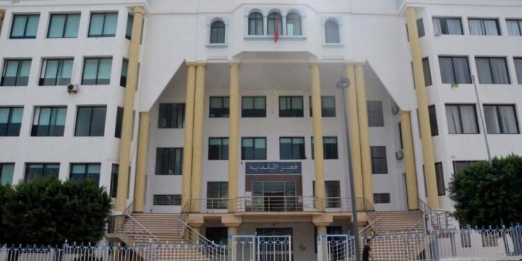 المحجز البلدي للسيارات بمدينة الحسيمة وجه اخر لافلاس تدبير وتسيير المجلس الجماعي :