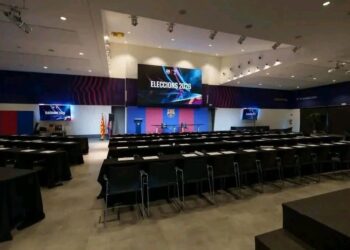 انتخاب رئيس جديد لنادي برشلونة الإسباني :