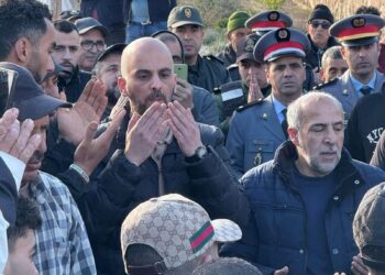 جنازة مهيبة لوالد ناشط حراك الريف المعتقل محمد حاكي :