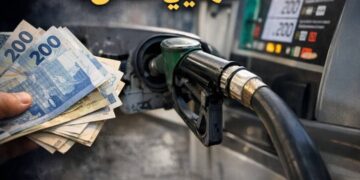 الحكومة تطلق رسمياً عملية الدعم الاستثنائي لمهنيي النقل لمواجهة غلاء المحروقات : 