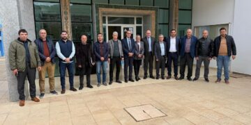 عامل إقليم الحسيمة و رئيس جامعة عبد الملك السعدي بتطوان يتفقدان المؤسسات الجامعية بالحسيمة : 