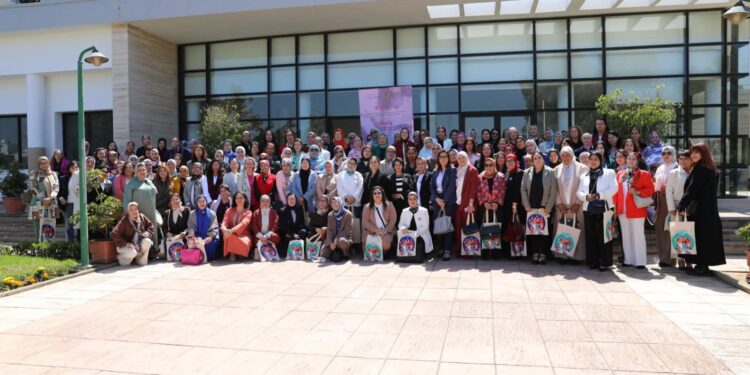 وزارة التربية الوطنية والتعليم الأولي والرياضة تطلق برنامجًا للإرشاد لتعزيز القيادة النسائية في قطاع التربية الوطنية والتعليم الأولي: 