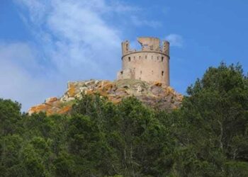 حصن : ثازوضا الاثري التاريخي بالناظور معلمة وطنية في حاجة إلى الدراسة و التاهيل :