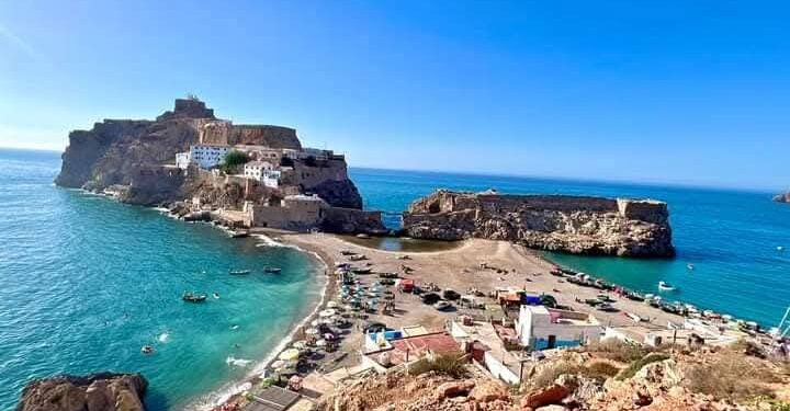 طلب التدخل العاجل بخصوص مشكل النفايات المنزلية والمماثلة لها بشاطئ بادس داخل المنتزه الوطني للحسيمة: 