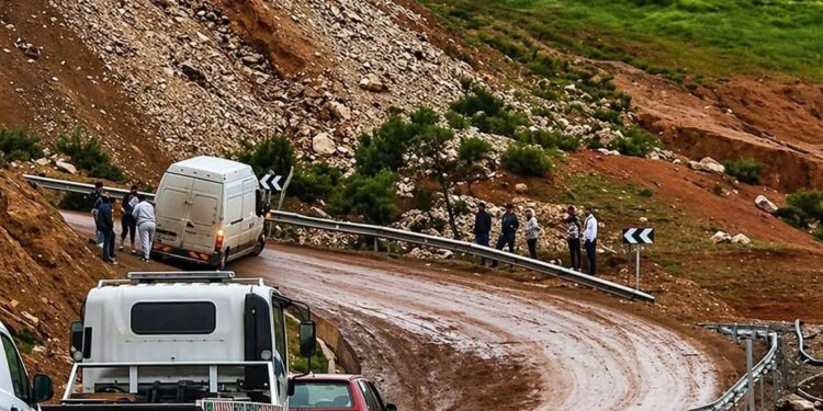 الحسيمة… حين تصبح الطريق سؤالاً وجودياً: 